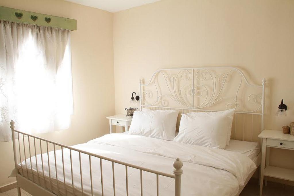 Etnahta Villa Ein Tamar Bagian luar foto